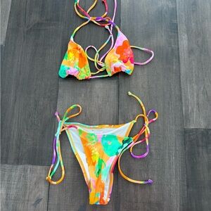 White Fox Neon Floral Tie-Strap Bikini Set TOP: S BOTTOMS: XS